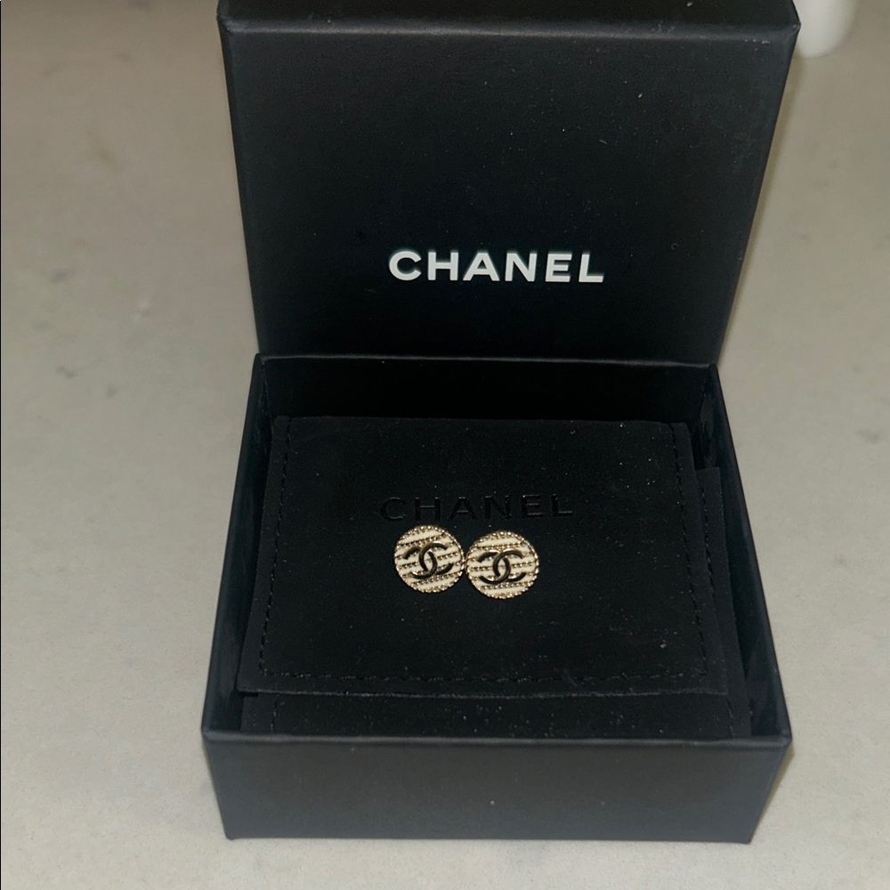 100% Authentic Chanel Gold and Cream Stud Earrings with Box